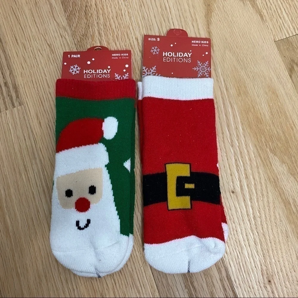Kids Christmas Sock Bundle NWT Santa Clause Red Green Youth Holiday